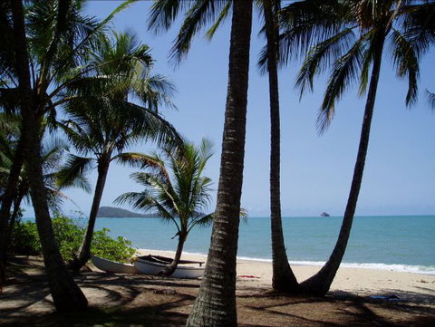 Villa Beach - Hervey Bay Accommodation 0
