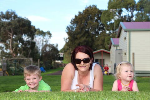 Warrnambool Holiday Park And Motel - Hervey Bay Accommodation 2