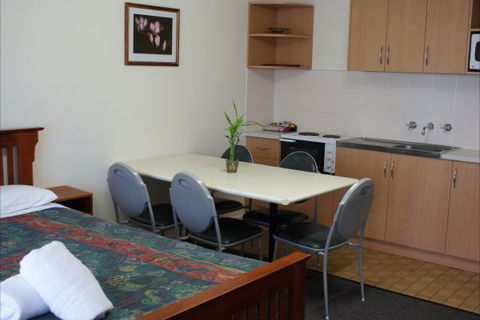Warrnambool Holiday Park And Motel - Hervey Bay Accommodation 4