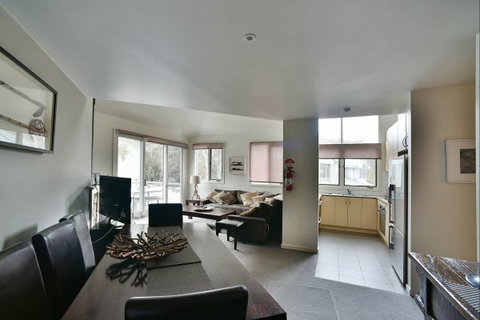 Wintergreen 5 - Hervey Bay Accommodation 1