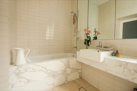 Woollahra Terrace - Hervey Bay Accommodation 8