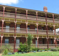 Yarra House - Hervey Bay Accommodation