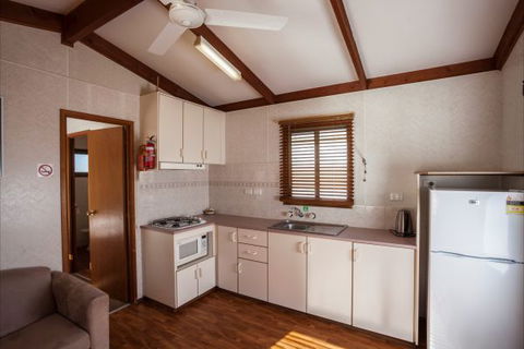 Yanakie Caravan Park - Hervey Bay Accommodation 4