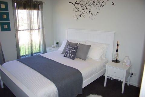 Yalooka Farm - Hervey Bay Accommodation 1