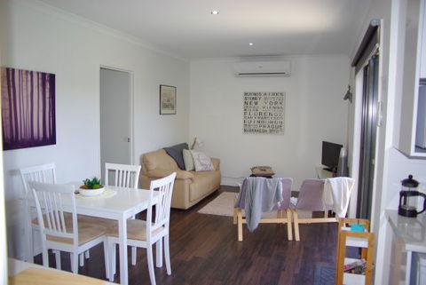 Yalooka Farm - Hervey Bay Accommodation 2