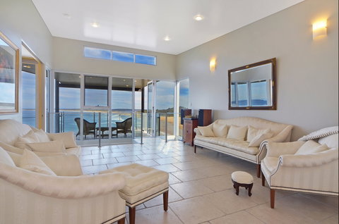 Albatross - Hervey Bay Accommodation 2