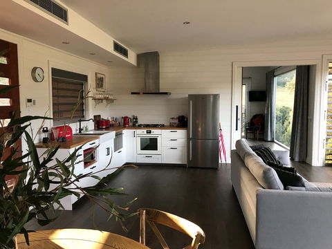 Amaroo Valley Springs - Hervey Bay Accommodation 2