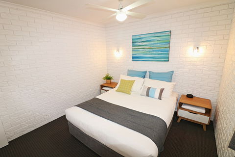 Aquarius Merimbula - Hervey Bay Accommodation 2