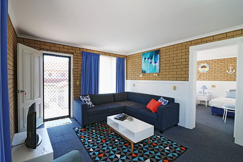 Aquarius Merimbula - Hervey Bay Accommodation 3