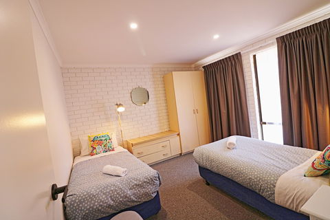 Aquarius Merimbula - Hervey Bay Accommodation 4