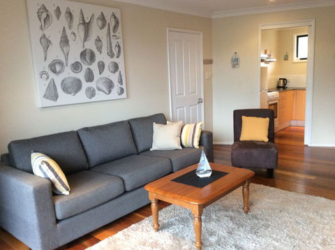 Avalon Seashells - Hervey Bay Accommodation 1