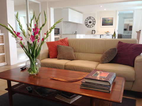 Avalon Horizons - Hervey Bay Accommodation 5