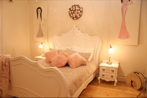 Azalea Cedar-Rose Villa - Hervey Bay Accommodation 1