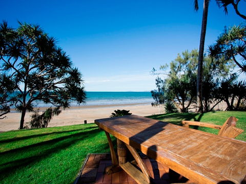 Beachfront Zilzie Holiday Home And Cottage - Hervey Bay Accommodation 1