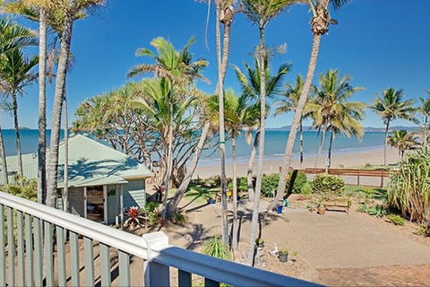 Beachfront Zilzie Holiday Home And Cottage - Hervey Bay Accommodation 7