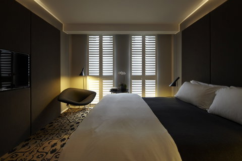 Burbury Hotel - Hervey Bay Accommodation 0