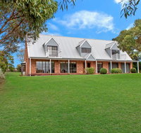 Cooks Retreat Warrnambool - Tourism Hervey Bay