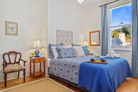 Cygnet Old Bank B&B - Hervey Bay Accommodation 3