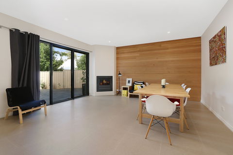 Divine - Hervey Bay Accommodation 5