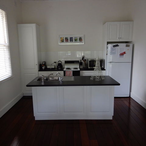 Dot's House - Hervey Bay Accommodation 2