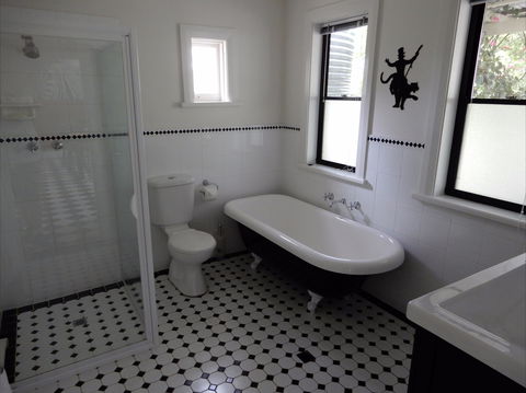 Dot's House - Hervey Bay Accommodation 3