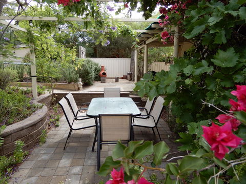 Dot's House - Hervey Bay Accommodation 5