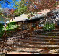 Emerald Star Cottages - Hervey Bay Accommodation