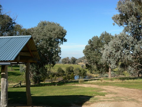 Gaddleen Grove Cottages - Hervey Bay Accommodation 4