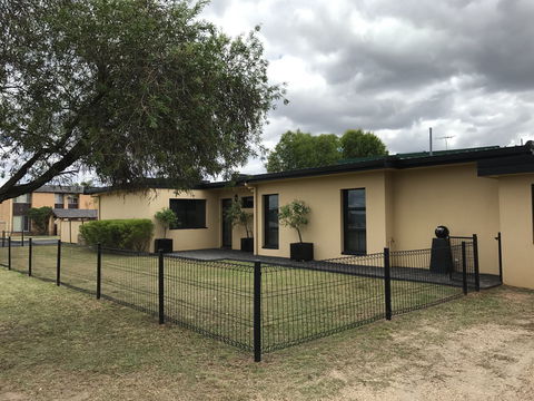 Glenmoore - Hervey Bay Accommodation 0