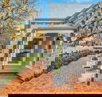 Grandview Accommodation - The Elm Tree Apartments - Hervey Bay Accommodation
