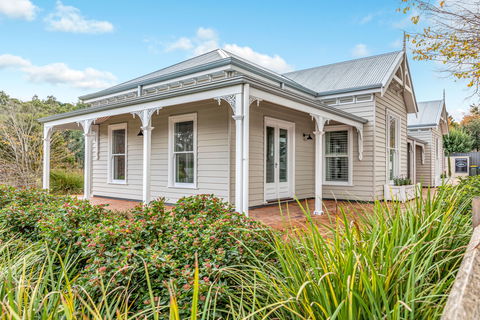 Grandview Accommodation - The Elm Tree Apartments - Hervey Bay Accommodation 1