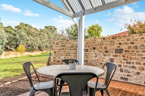 Grandview Accommodation - The Elm Tree Apartments - Hervey Bay Accommodation 4