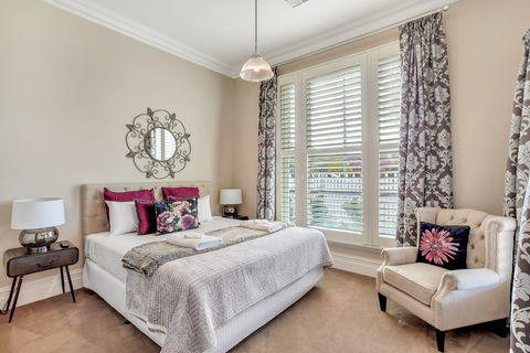 Grandview Accommodation - The Elm Tree Apartments - Hervey Bay Accommodation 6