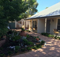 Hahndorf Oak Tree Cottages - Hervey Bay Accommodation