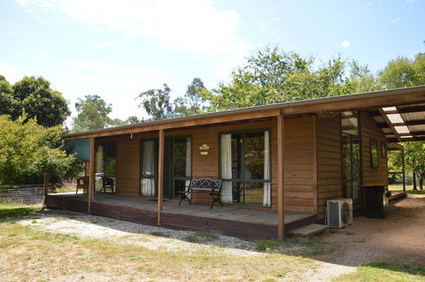 Hampton Cottage - Hervey Bay Accommodation 0
