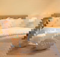 Rosies Cottage - Hervey Bay Accommodation