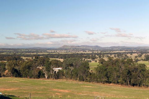 Longview Holiday Let Glenrowan - Hervey Bay Accommodation 1