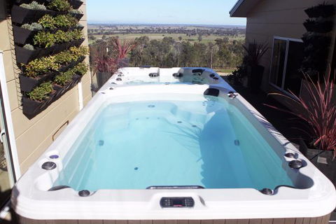 Longview Holiday Let Glenrowan - Hervey Bay Accommodation 3