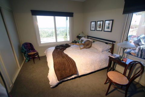 Longview Holiday Let Glenrowan - Hervey Bay Accommodation 2