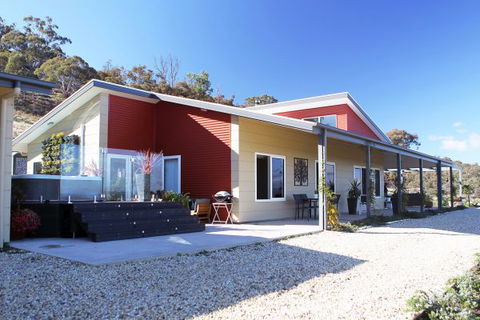 Longview Holiday Let Glenrowan - Hervey Bay Accommodation 4
