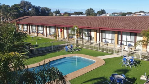 Lacepede Bay Motel & Restaurant - Hervey Bay Accommodation 0