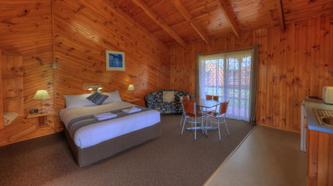 Low Head Tourist Park - Hervey Bay Accommodation 1