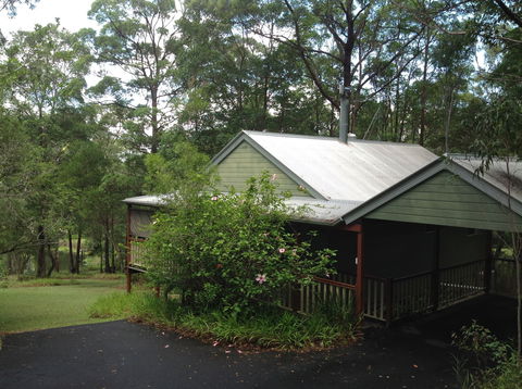 Maleny Country Cottages - Tourism Hervey Bay 0
