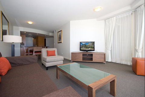 Mantra Zanzibar - Hervey Bay Accommodation 1
