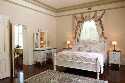 Martinsell Manor - Hervey Bay Accommodation 1