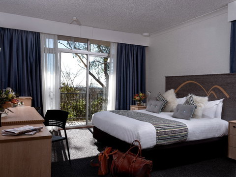 Nesuto Leura Gardens Hotel - Hervey Bay Accommodation 1