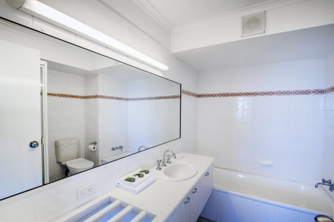 Seaview Resort Mooloolaba - Hervey Bay Accommodation 9