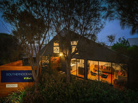 Southern Ocean Villas - Hervey Bay Accommodation 1
