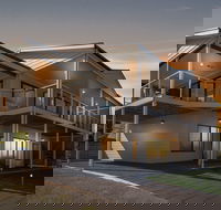 Stunning on Stacey - Tourism Hervey Bay