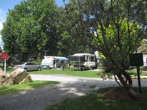 Tenterfield Lodge Caravan Park - Hervey Bay Accommodation 2